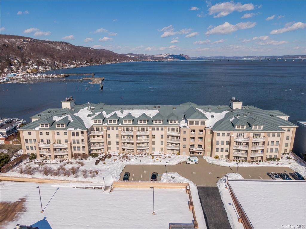 211 Harbor Cove - Photo 1