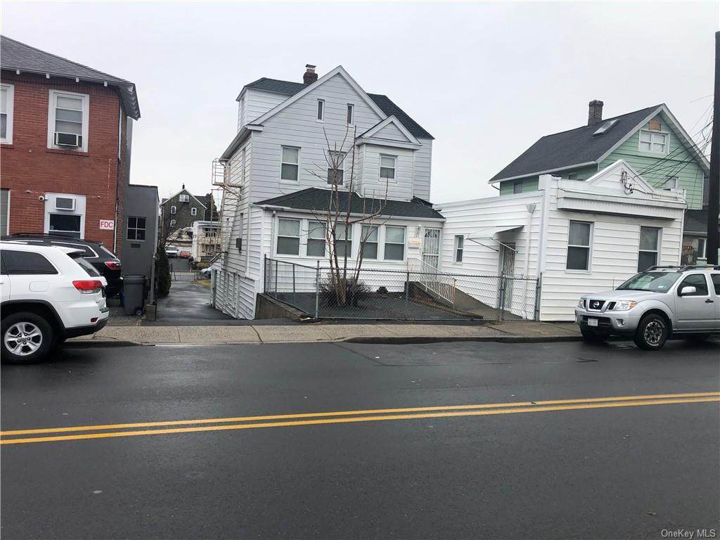 240 Regent Street - Photo 1