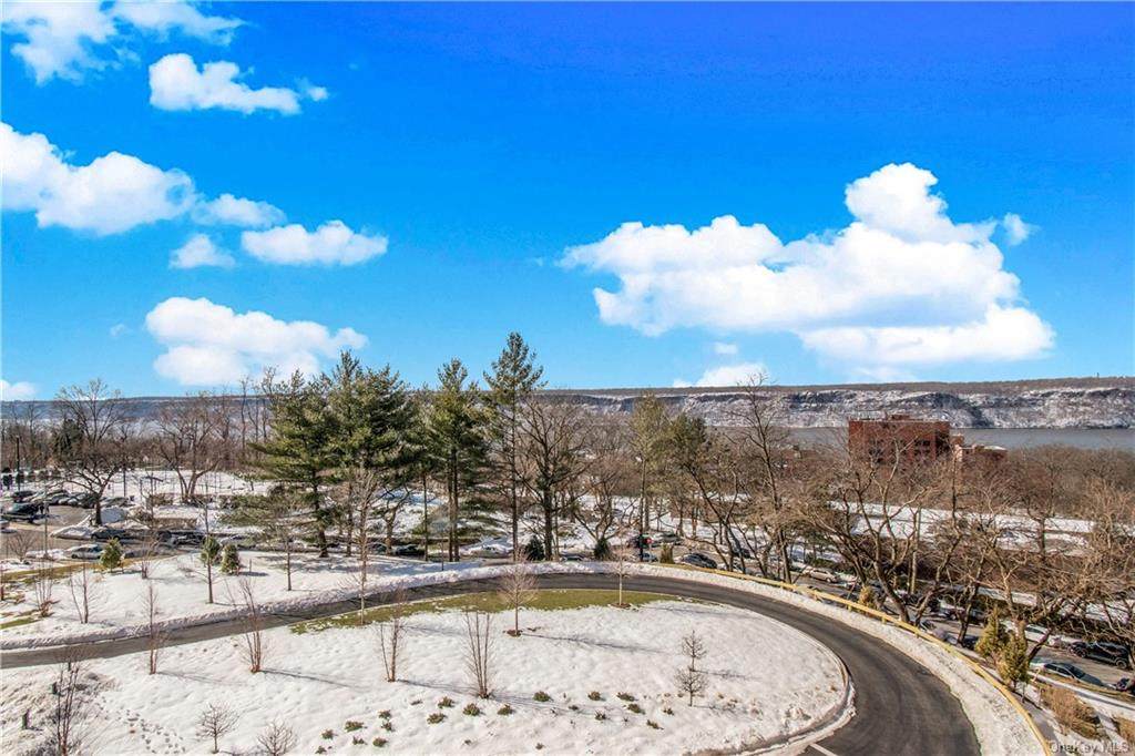 5900 Arlington Avenue - Photo 1