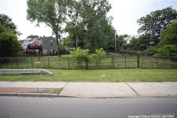 72 Tuckahoe Road - Photo 1
