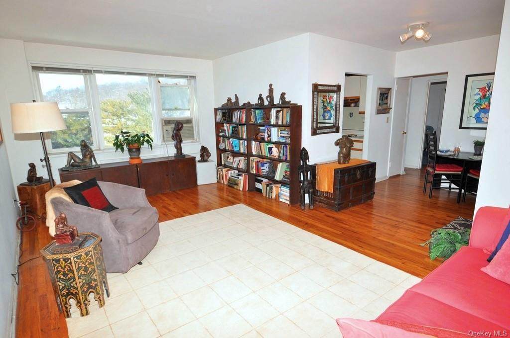 30 Hartsdale Avenue - Photo 1