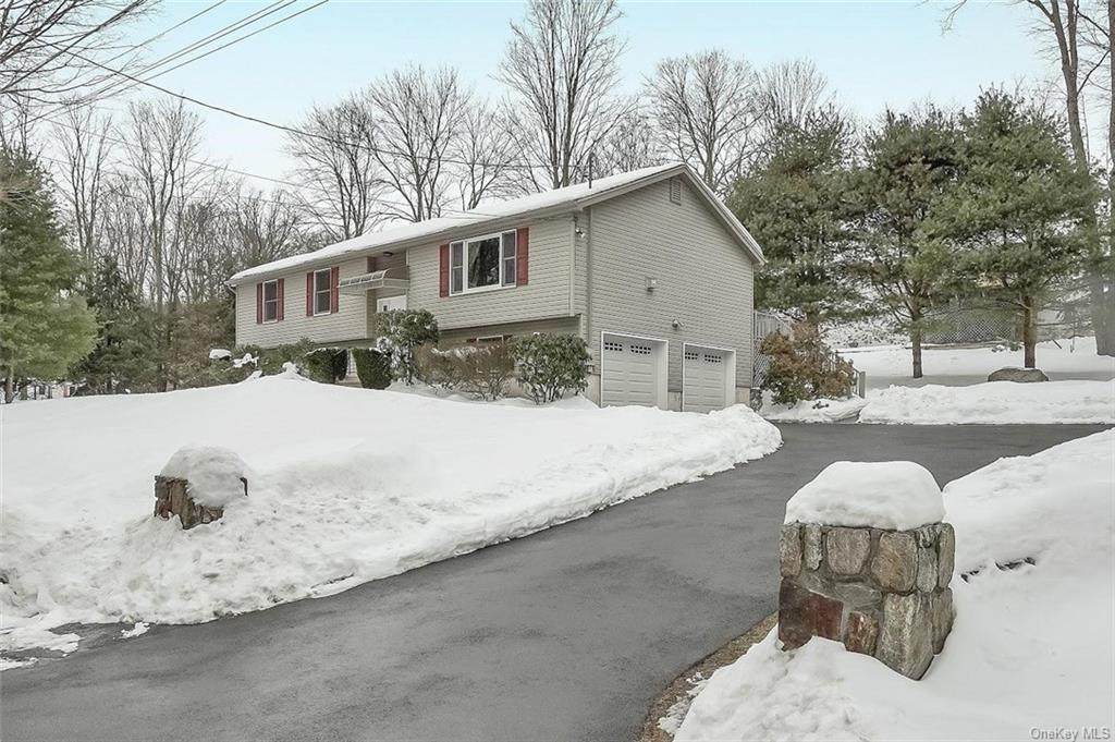 20 Boxwood Drive - Photo 1