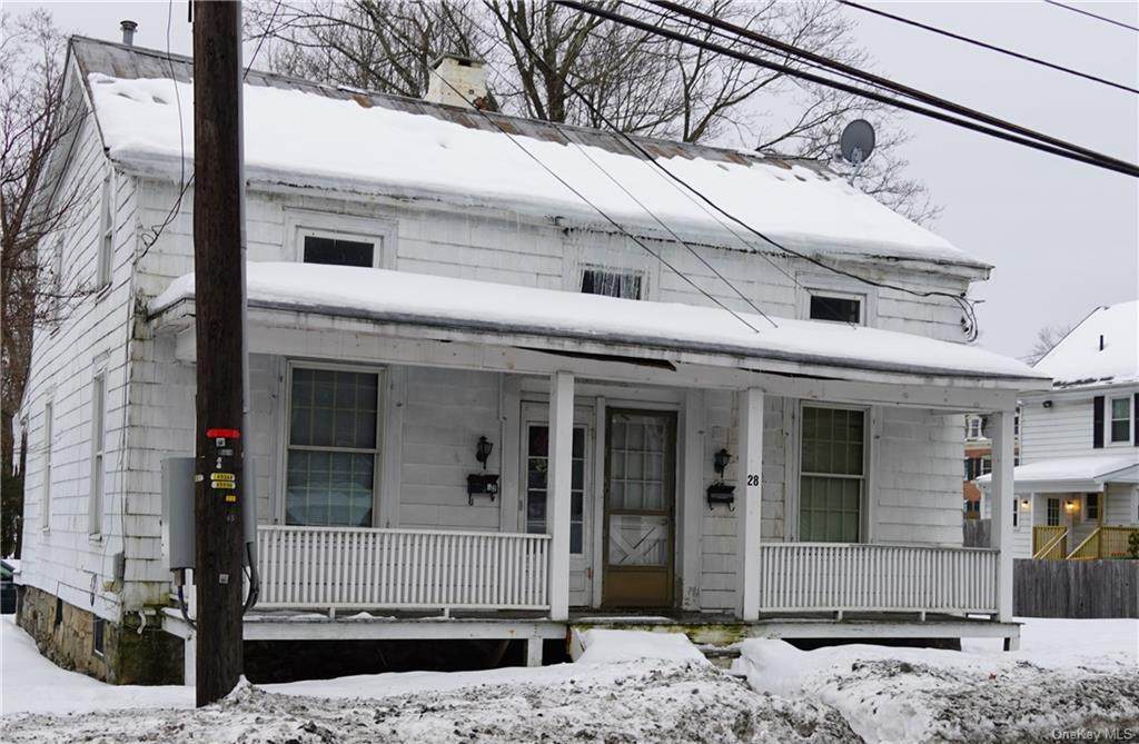 28 Colonial Avenue - Photo 1