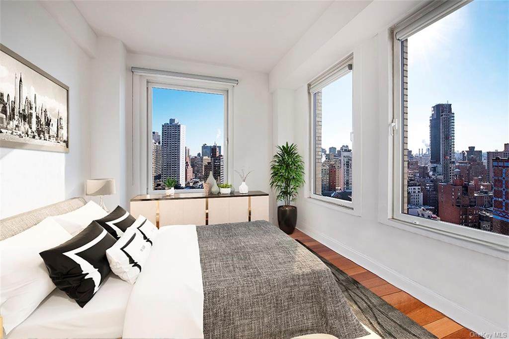 425 Park Avenue - Photo 1