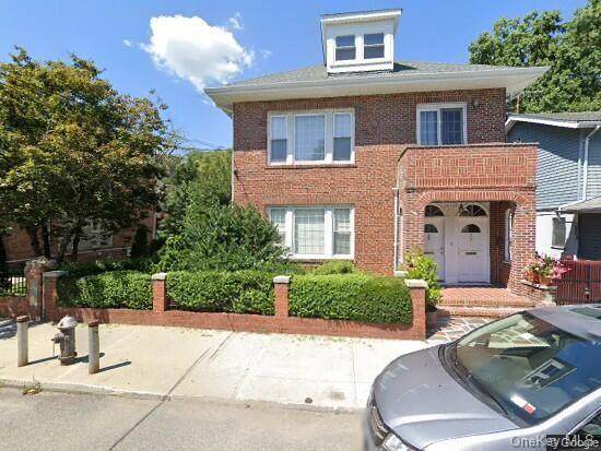6135 Liebig Avenue - Photo 1