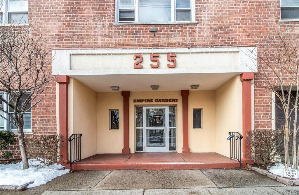 255 Bronx River Road - Photo 1