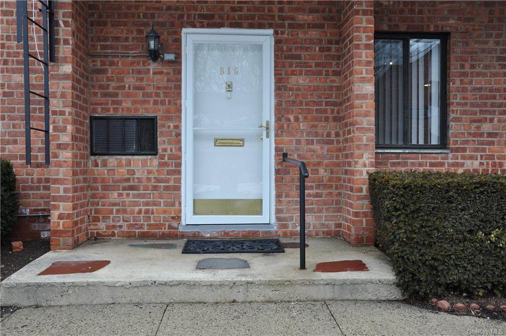 50 West Street - Photo 1