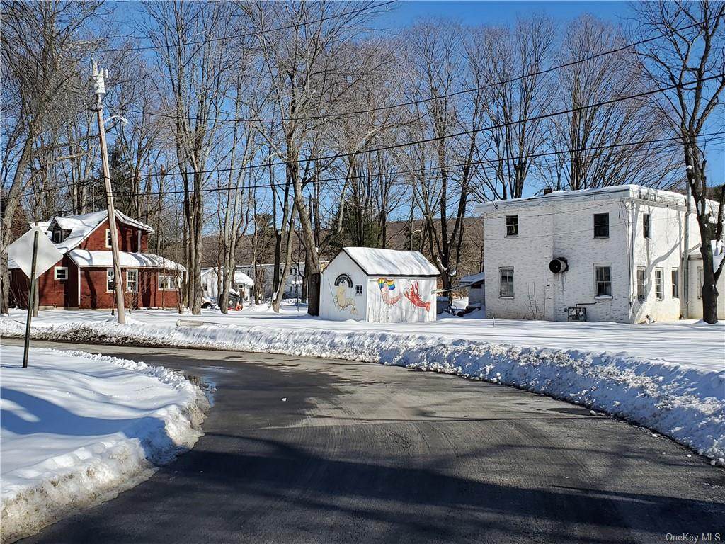 4 & 6 Court Avenue - Photo 1