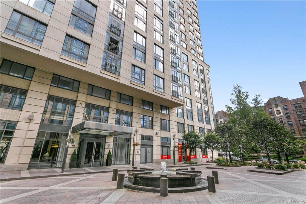 10 City Place - Photo 1