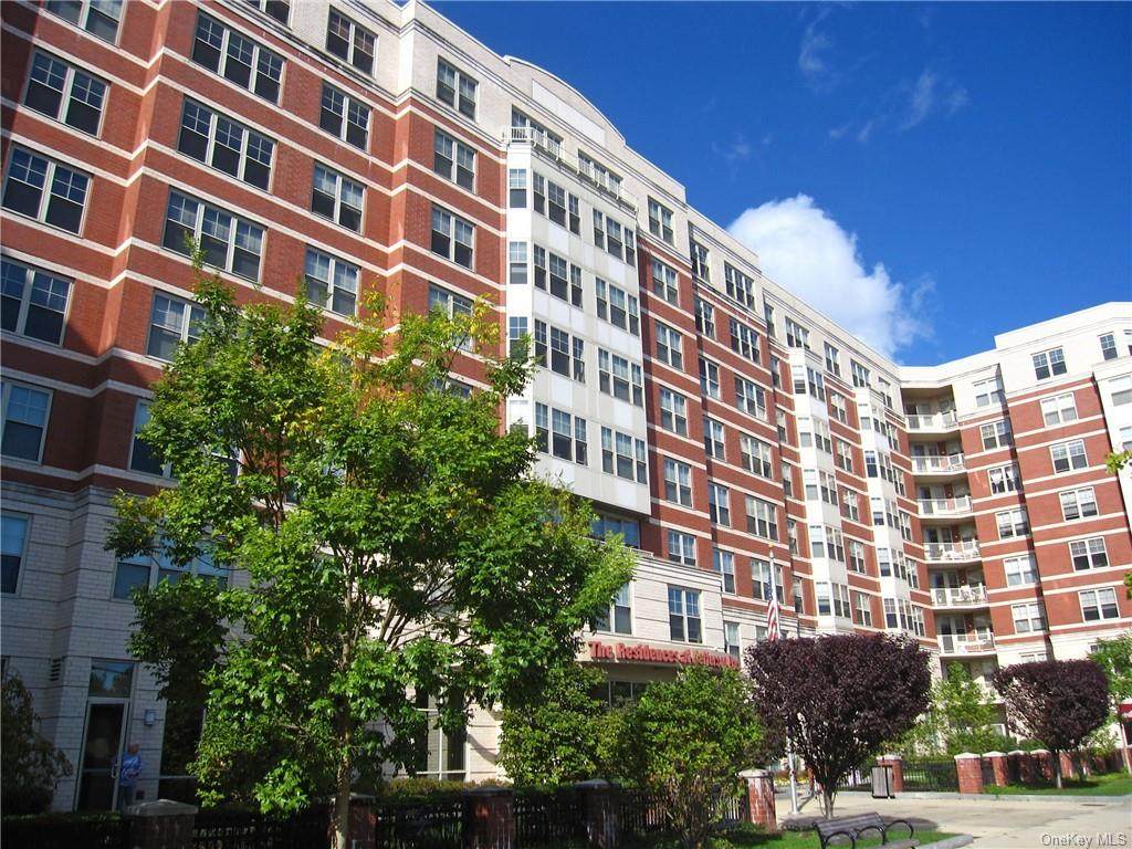 300 Mamaroneck Avenue - Photo 1
