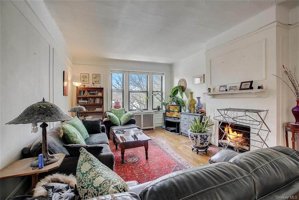 240 Bronxville Road - Photo 1