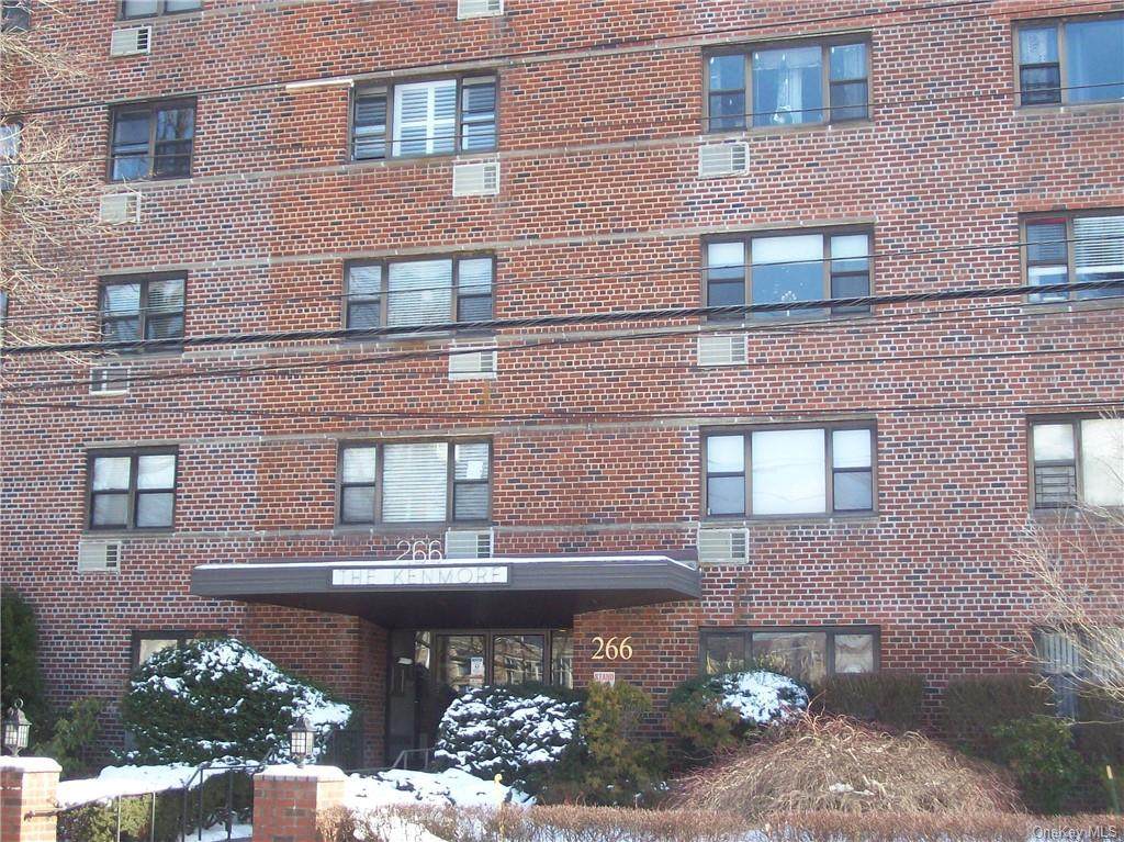 266 Pelham Road - Photo 1