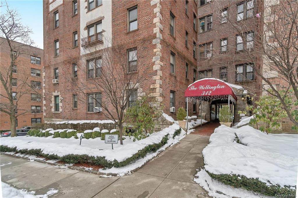 312 Main Street - Photo 1