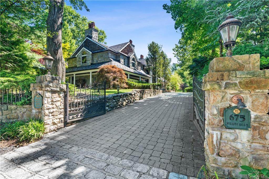 675 Wilmot Road - Photo 1