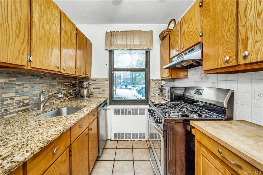 155 Hartsdale Avenue - Photo 1