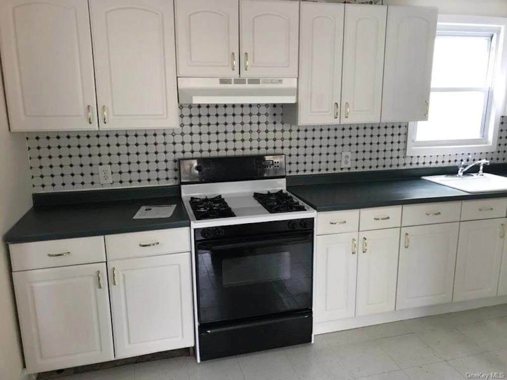 65 Woodbury Street - Photo 1