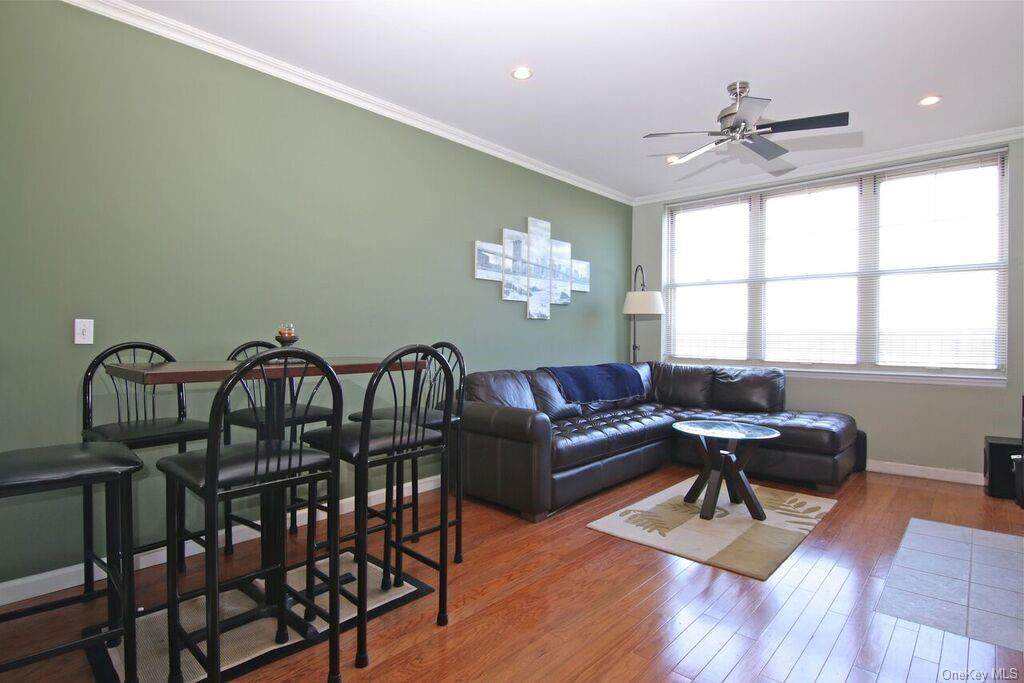 300 Mamaroneck Avenue - Photo 1