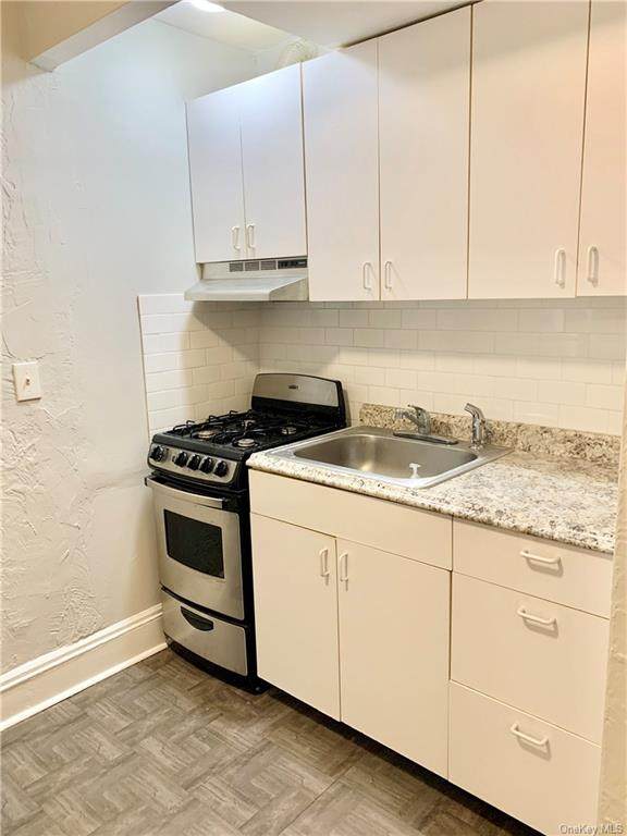 10 Oakridge Place - Photo 1