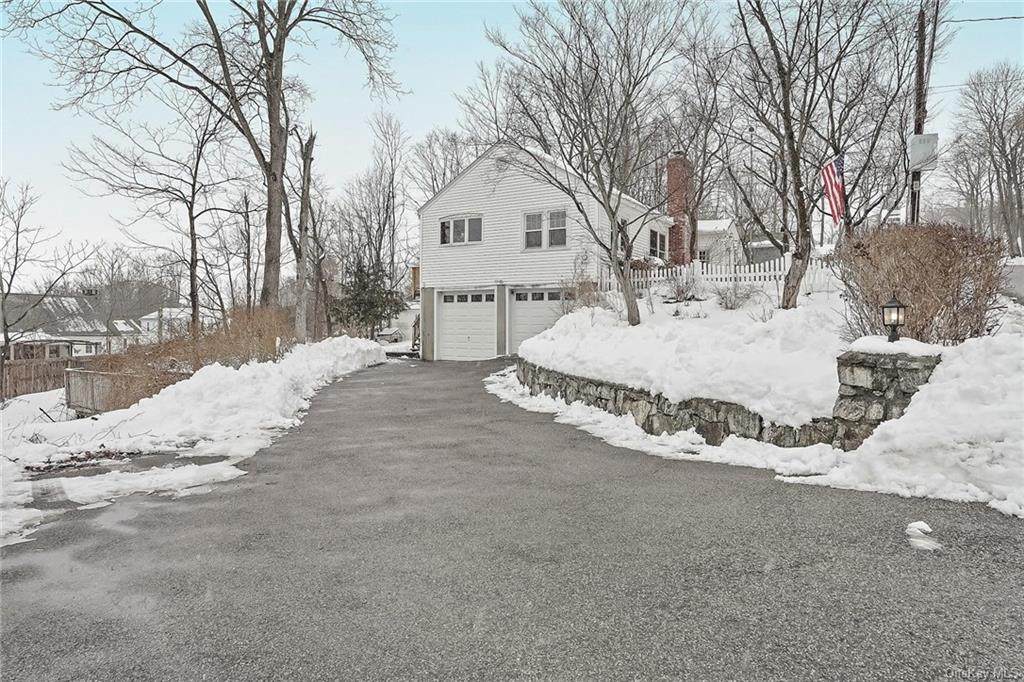 26 Echo Road - Photo 1