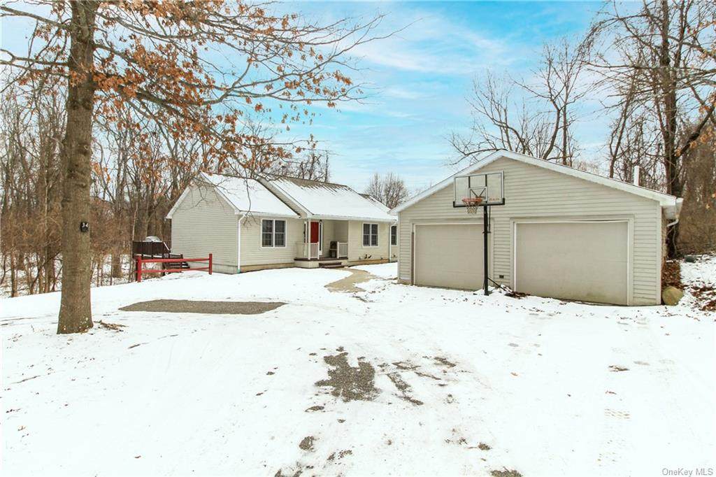 34 Pine Lane - Photo 1