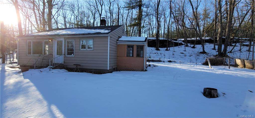 9 Laurel Lane - Photo 1