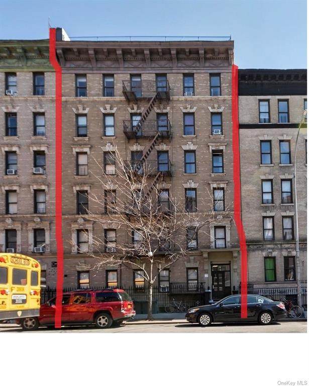 30 Macombs Place - Photo 1