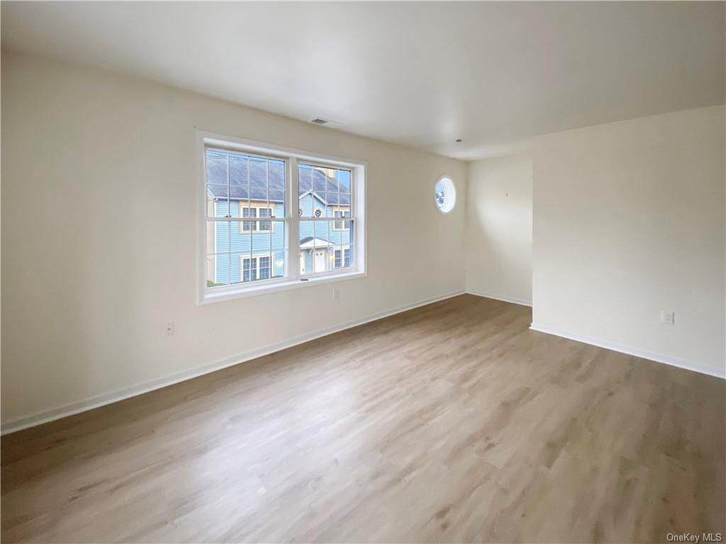 510 Westchester Avenue - Photo 1