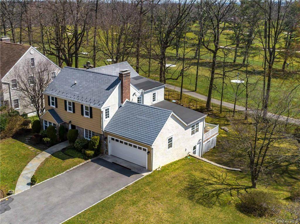 72 Siwanoy Boulevard - Photo 1