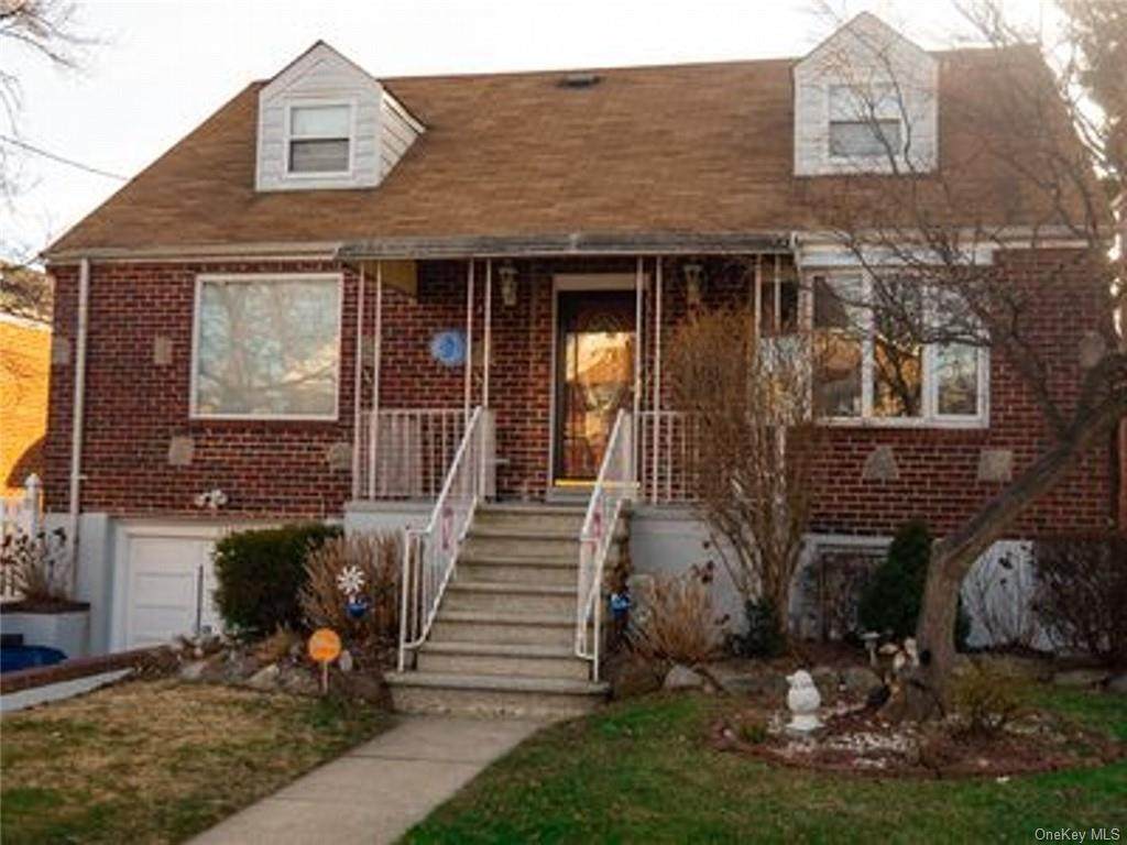 1340 Astor Avenue - Photo 1