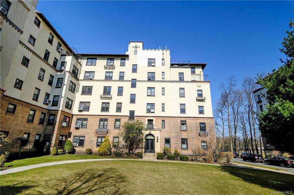 1273 North Avenue - Photo 1
