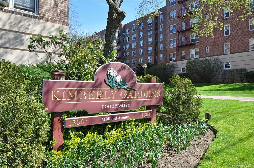 1300 Midland Avenue - Photo 1