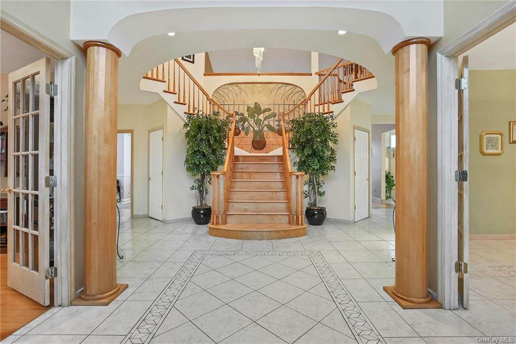 70 Somerset Drive - Photo 1