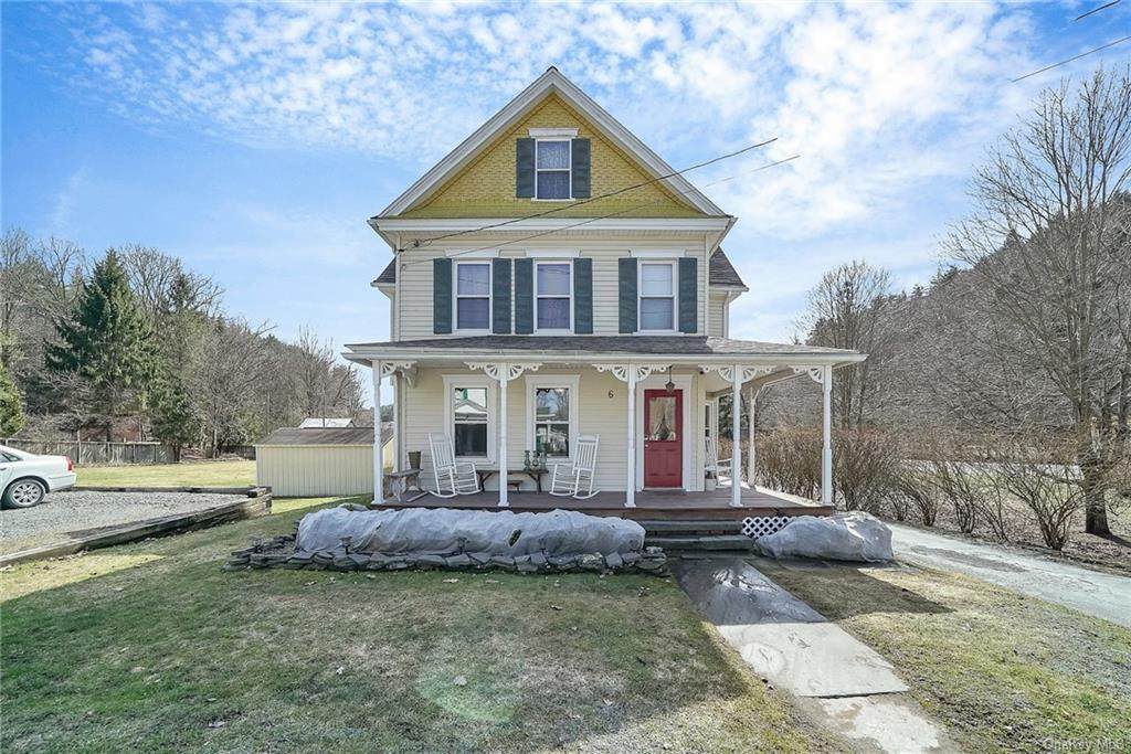 6 Beechwoods Road - Photo 1