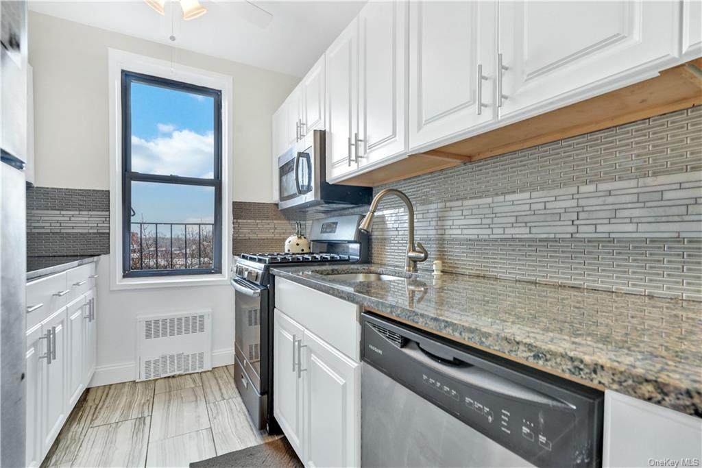 10 43rd Street - Photo 1