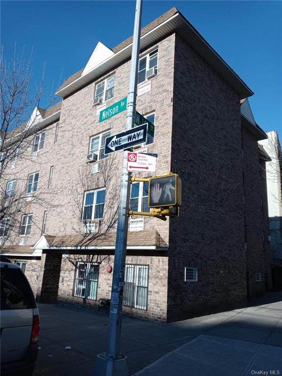 1221 Nelson Avenue - Photo 1
