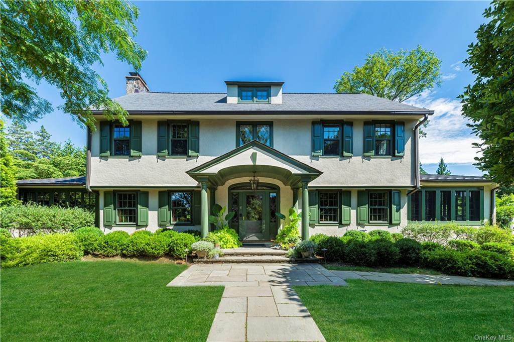 6 Leonard Road - Photo 1