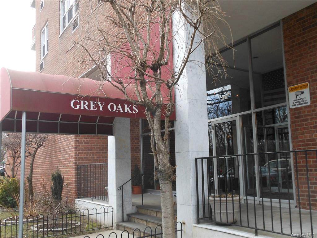 495 Odell Avenue - Photo 1