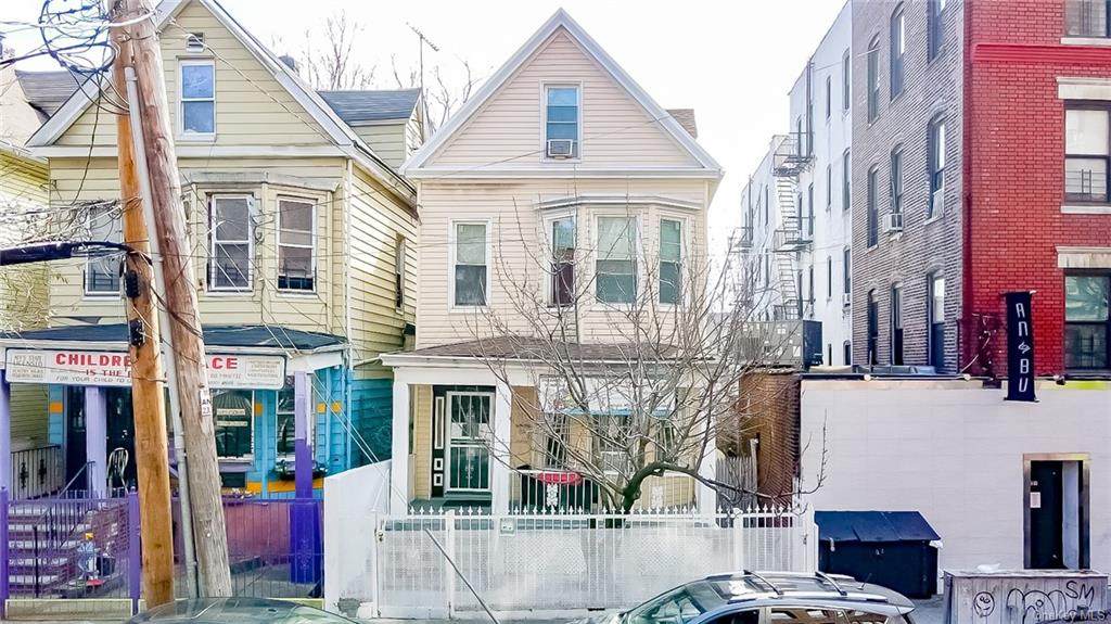 2654 Briggs Avenue - Photo 1