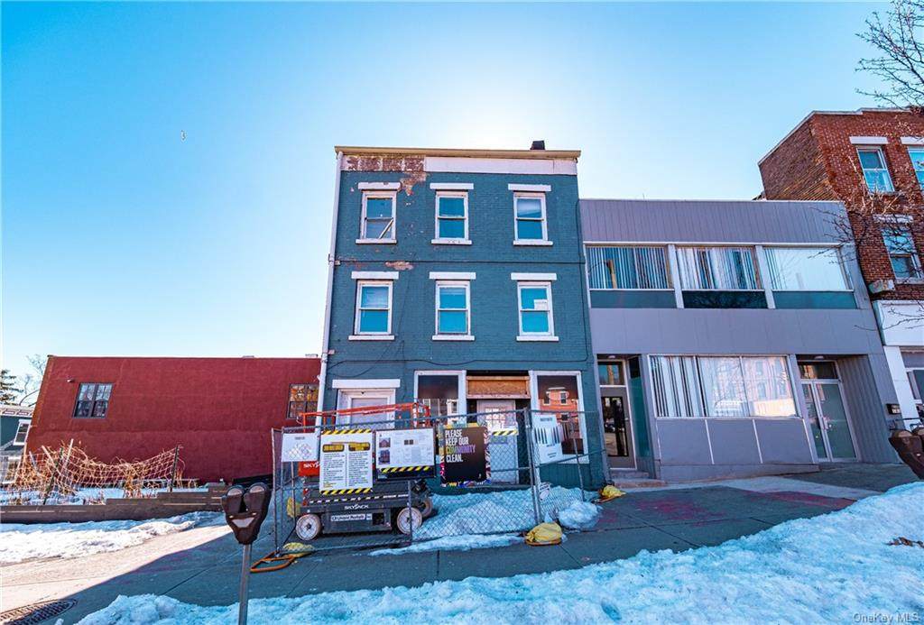 181 Broadway - Photo 1
