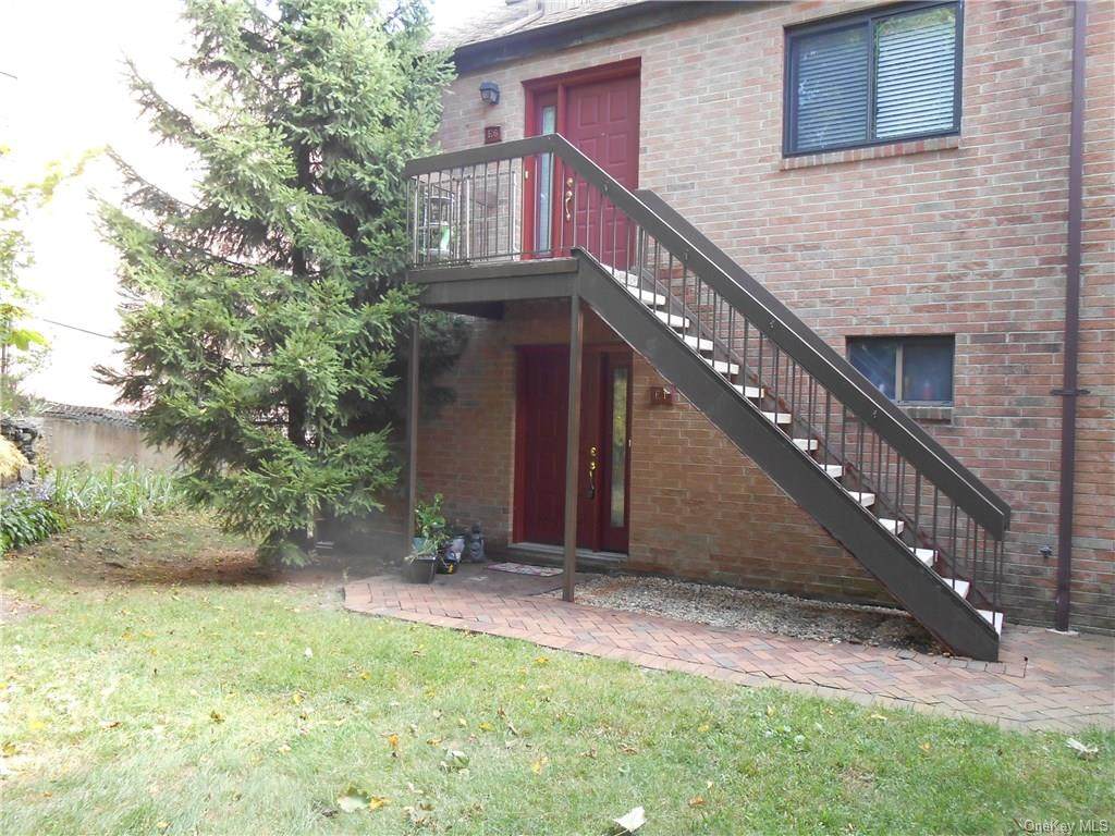 50 Dekalb Avenue - Photo 1