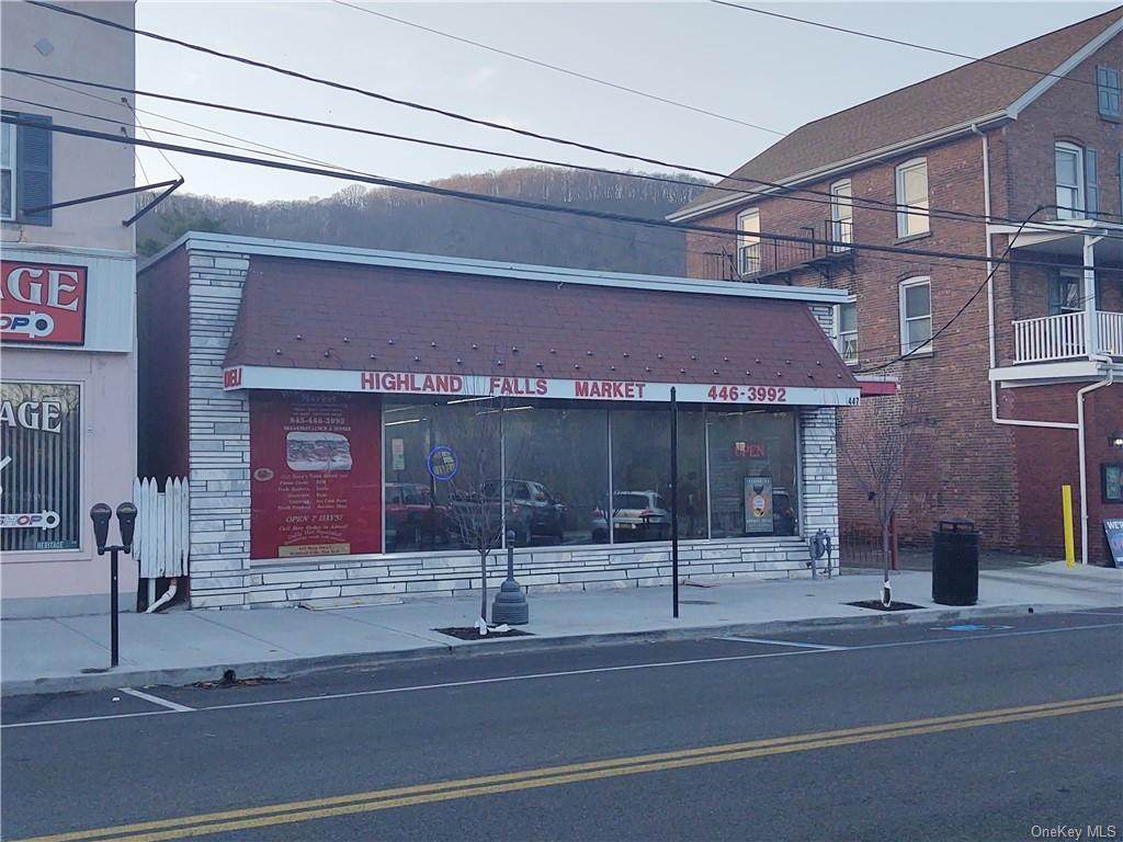 447 Main Street - Photo 1