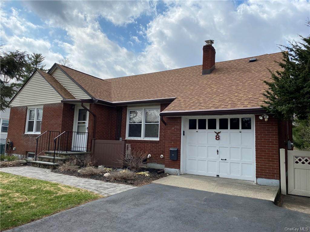8 Paula Court - Photo 1