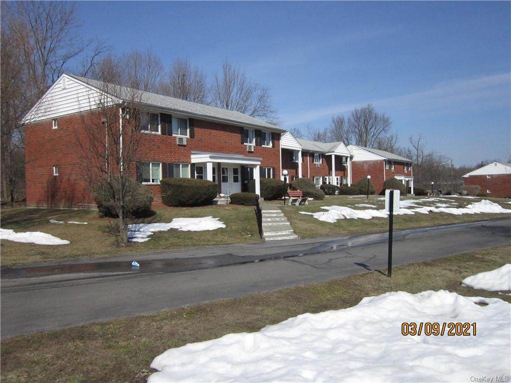 131 Willow Avenue - Photo 1