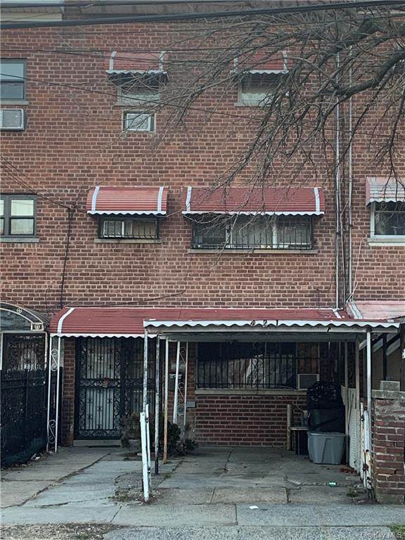 421 Olmstead Avenue - Photo 1