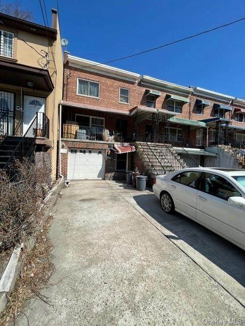 841A 222nd Street - Photo 1