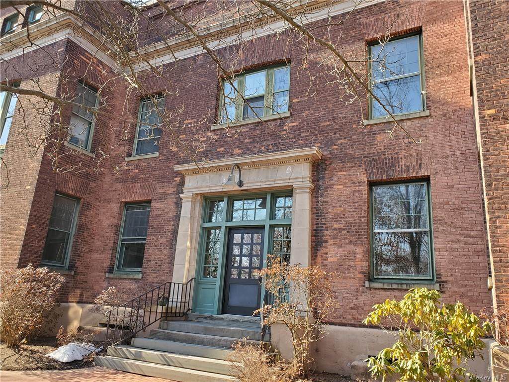 17 River Street - Photo 1