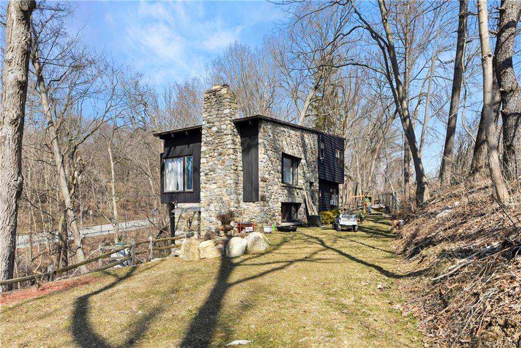 3 Hardscrabble Road - Photo 1