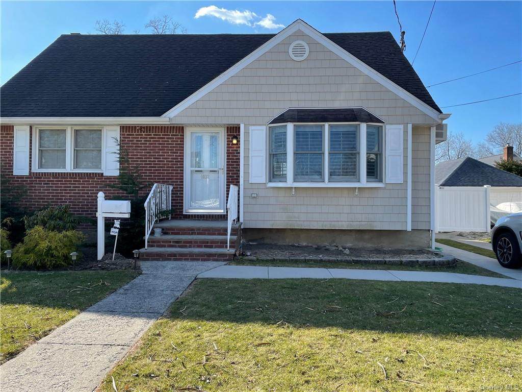 1032 Pacific Street - Photo 1