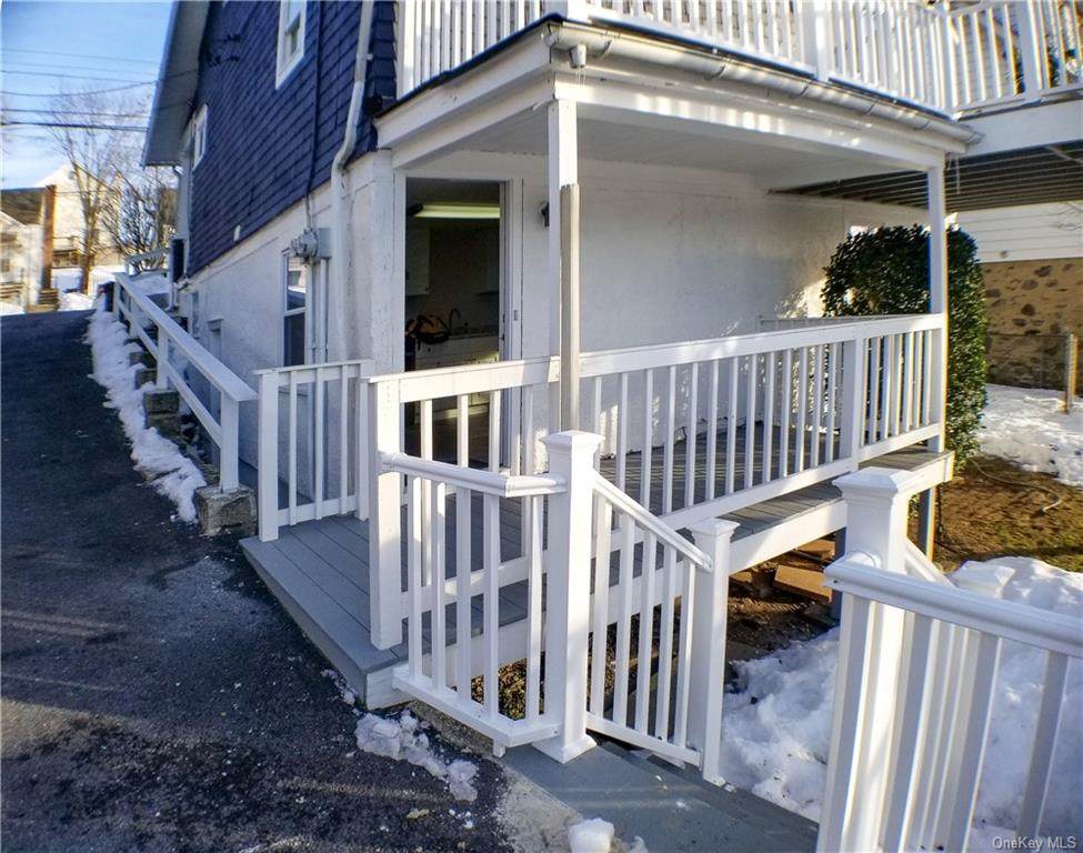 7 Hillside Avenue - Photo 1