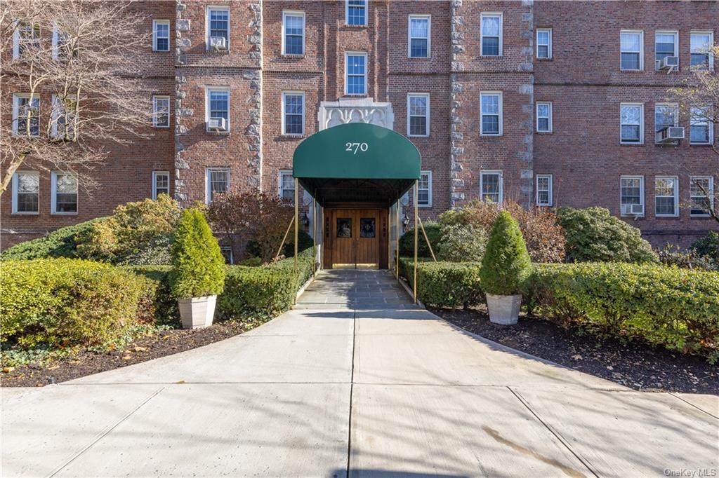 270 Bronxville Road - Photo 1